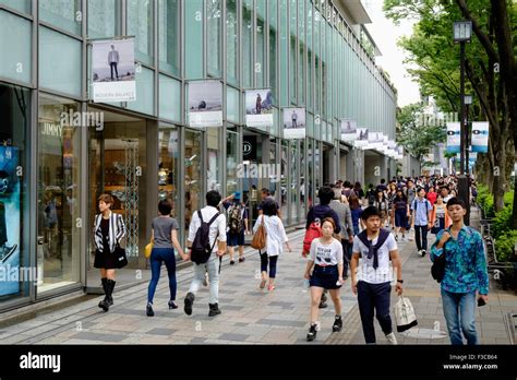 omotesando shopping street